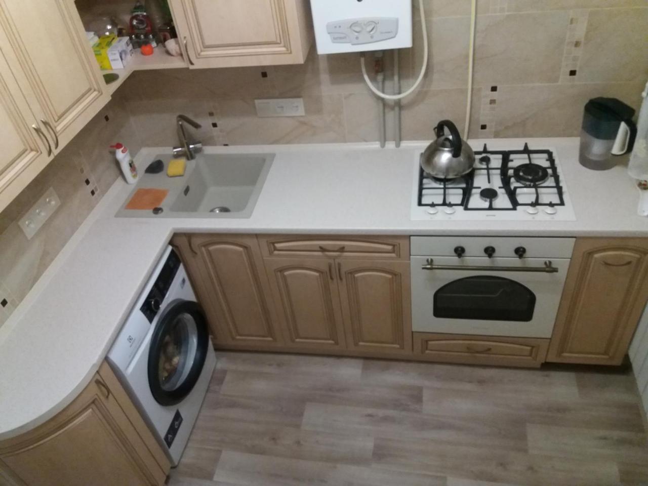 Сozy Appartment Near Metro Station "23 Avgusta" Kharkiv Exterior photo